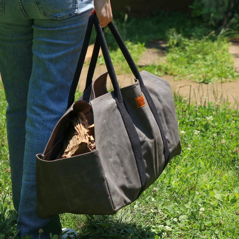 アウトドア好きマストアイテムのバッグ WAX CANVAS LOG BAG OLIVE ワックス キャンバス ログ バッグ